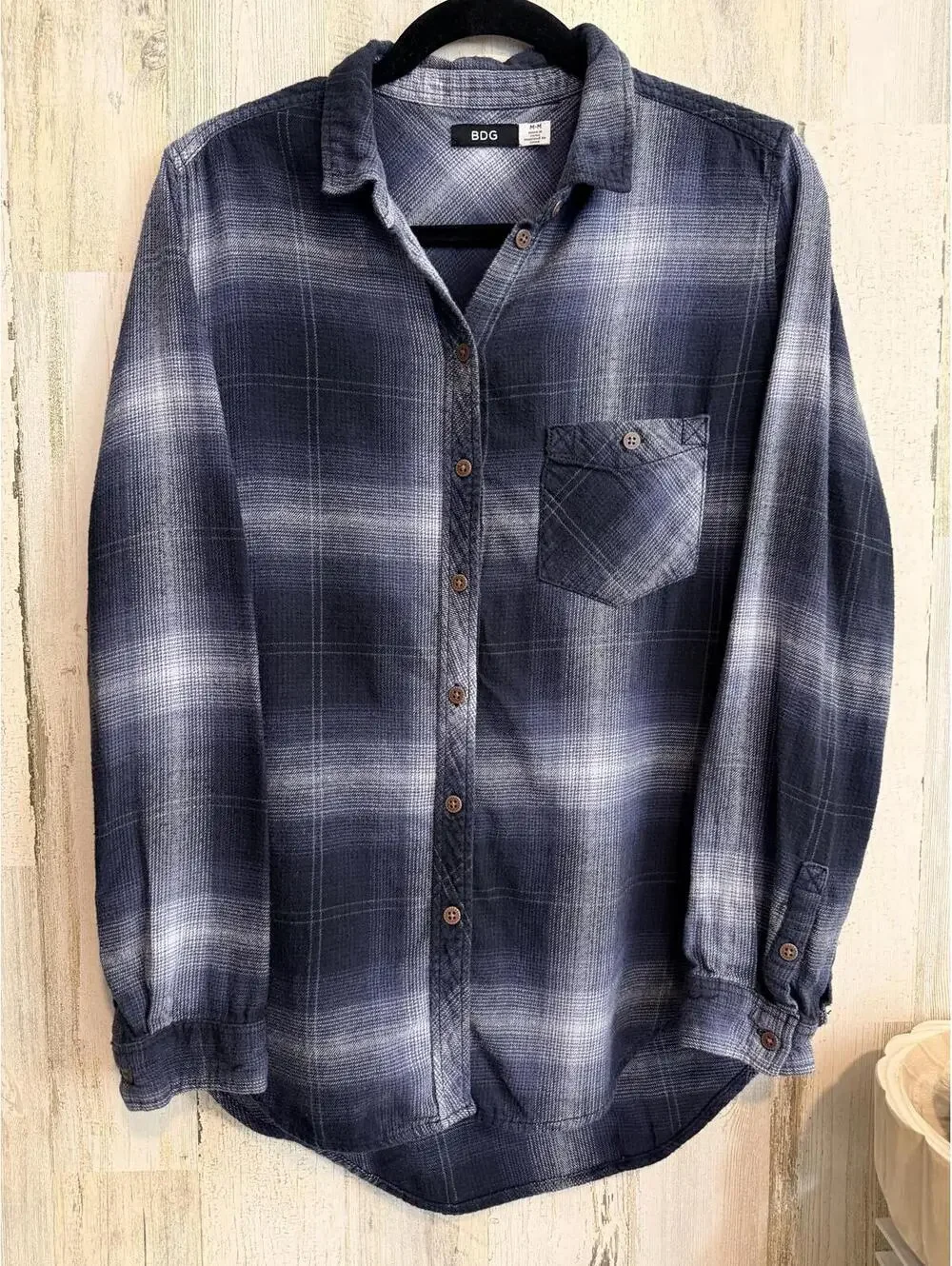 BDG Women's Medium Blue Plaid Button Down Flannel Shirt - Picture 12 of 12